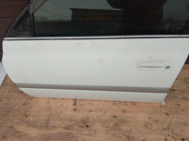 Дверь TOYOTA Corona Premio 