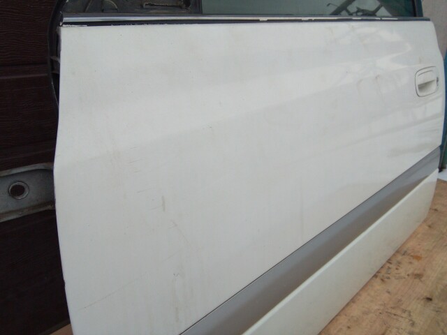 Дверь TOYOTA Corona Premio 