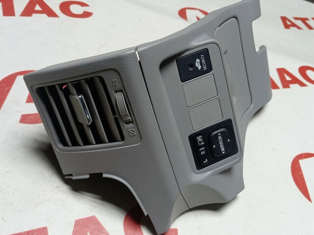 Решетка вентиляции салона TOYOTA Corolla Axio 