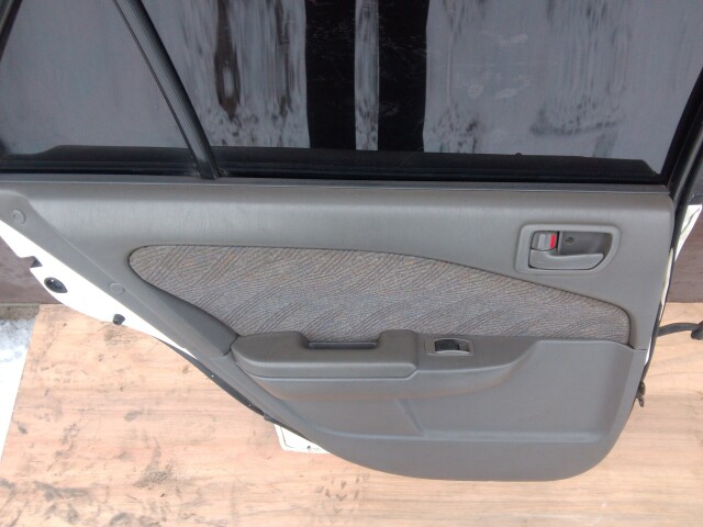 Дверь TOYOTA Corona Premio 