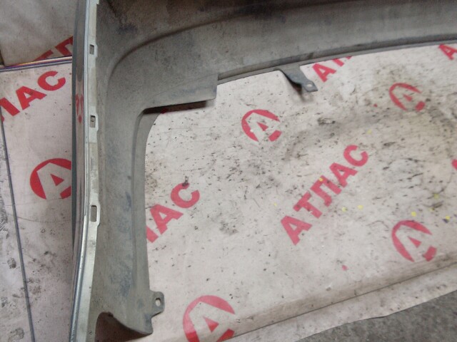 Бампер задний TOYOTA Avensis 