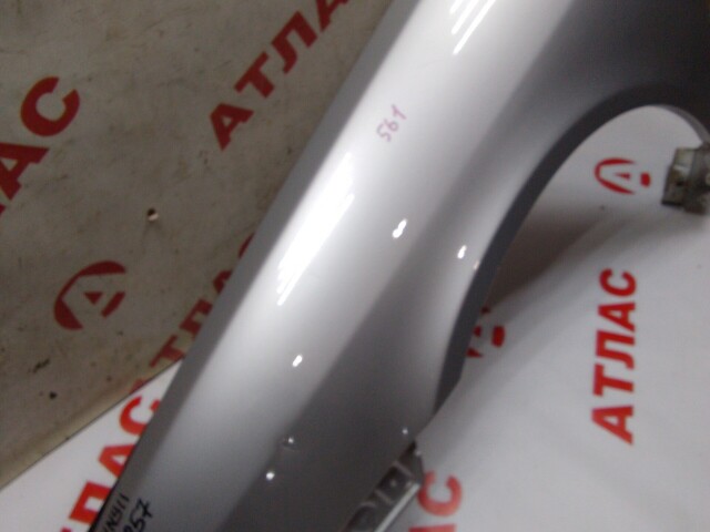 Крыло NISSAN Wingroad 