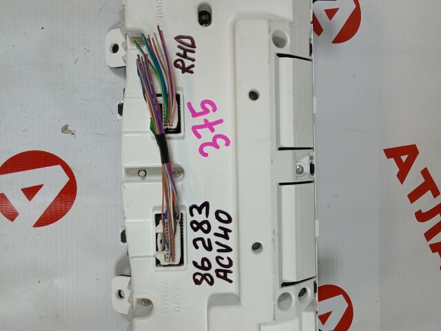 Щиток приборов TOYOTA Camry 