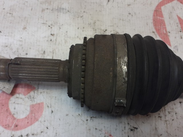 Привод короткий MITSUBISHI Mirage 