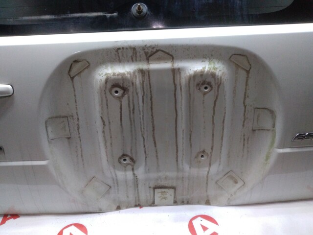 Дверь багажника SUZUKI Escudo 