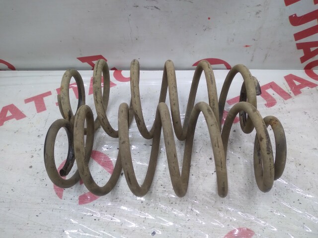 Пружина TOYOTA FunCargo 