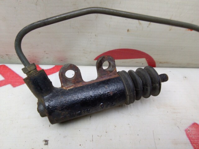 Рабочий цилиндр сцепления TOYOTA Corolla 4E-FE