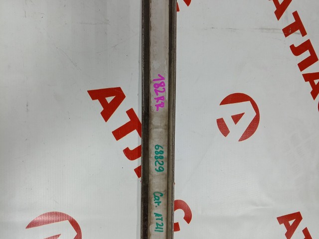 Молдинг TOYOTA Carina 