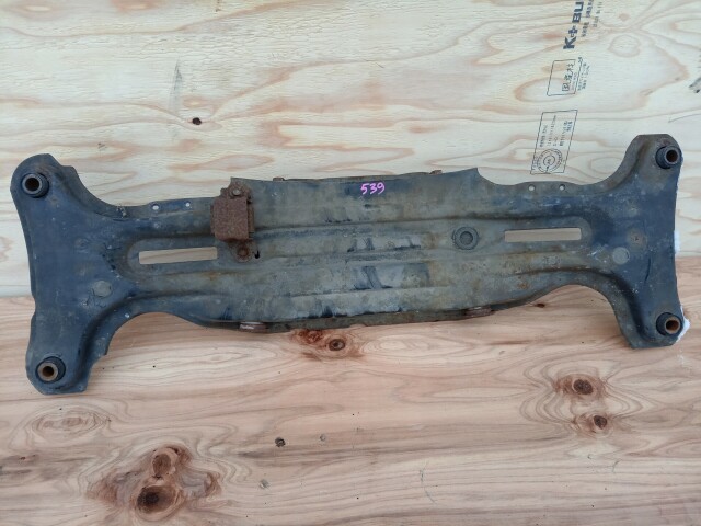 Балка задняя TOYOTA Camry 