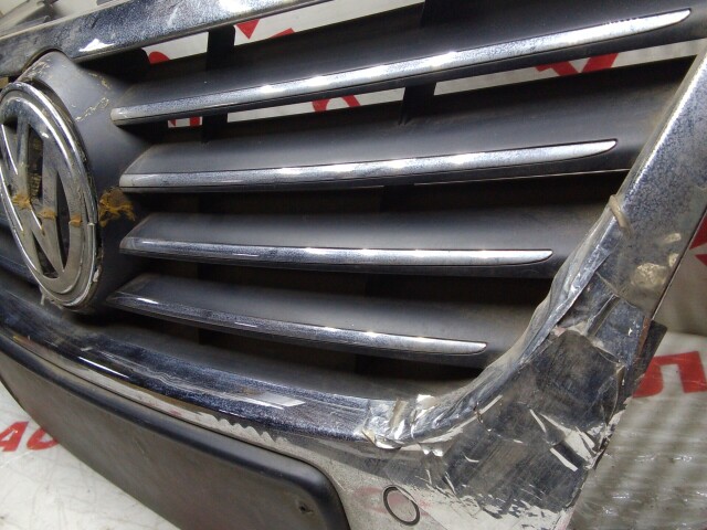 Решетка радиатора VOLKSWAGEN Passat 