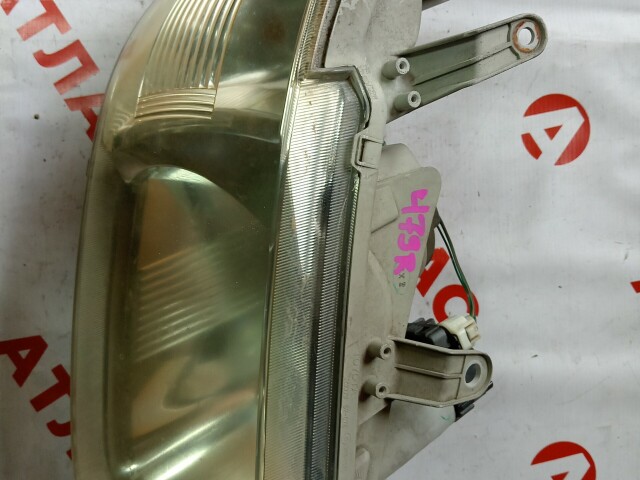 Фара TOYOTA Succeed 