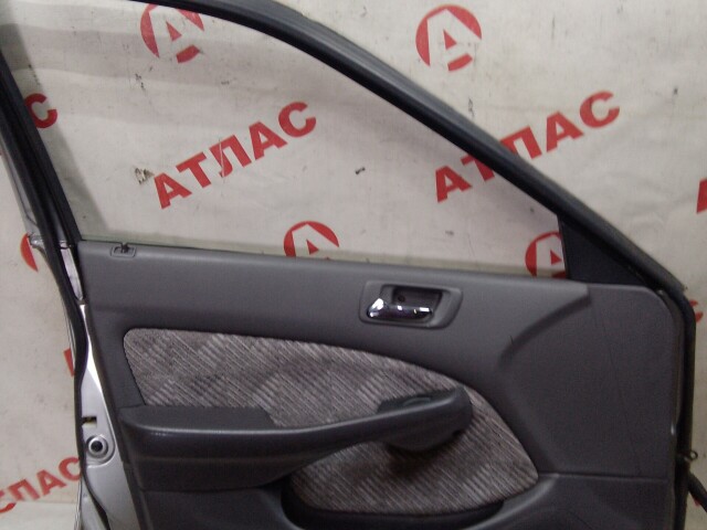 Дверь HONDA Accord 