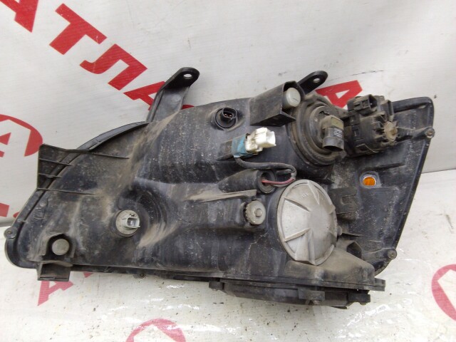 Фара TOYOTA Noah 