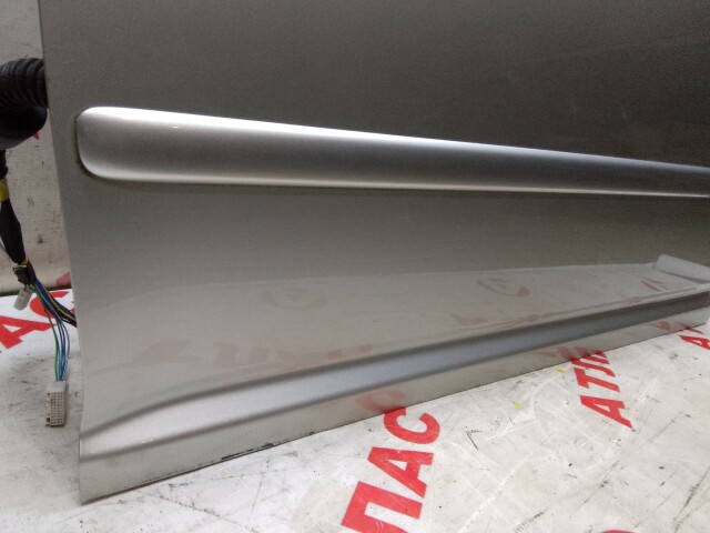 Дверь TOYOTA Avensis 