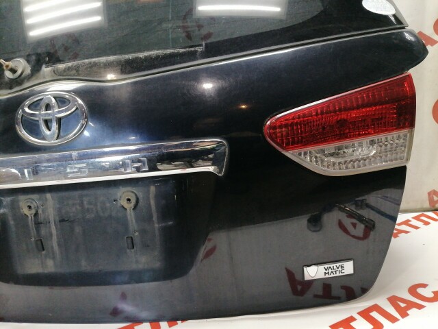 Дверь багажника TOYOTA Wish 
