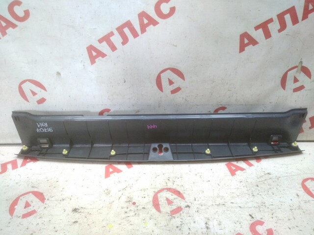 Накладка замка багажника HONDA Stream 