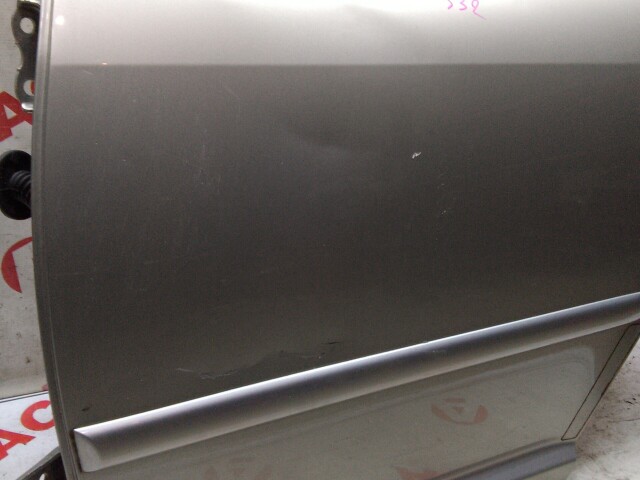 Дверь TOYOTA Avensis 