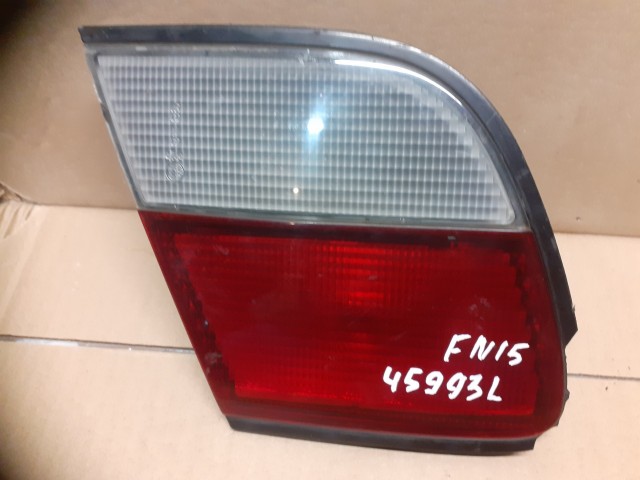 Вставка багажника NISSAN Pulsar 