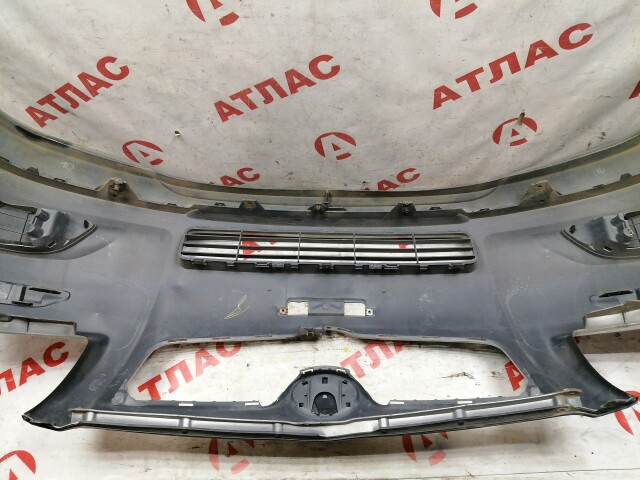 Бампер передний TOYOTA Avensis 