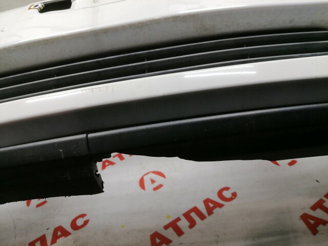 Бампер передний TOYOTA Avensis 