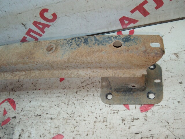 Усилитель бампера FORD Focus II 