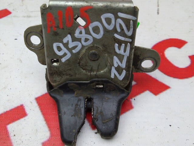 Замок багажника TOYOTA Corolla 