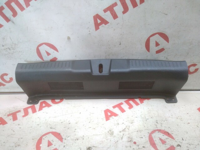 Накладка замка багажника HONDA Fit 