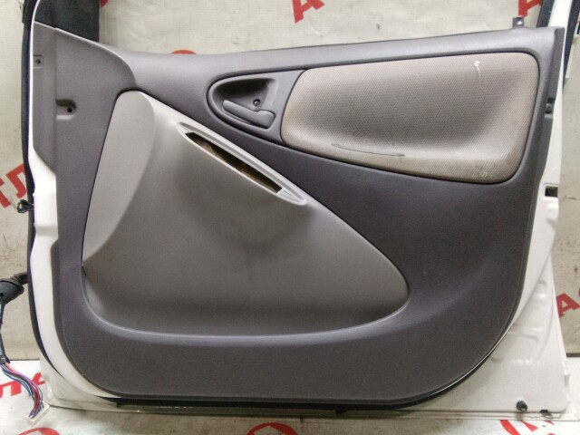 Дверь TOYOTA Platz 