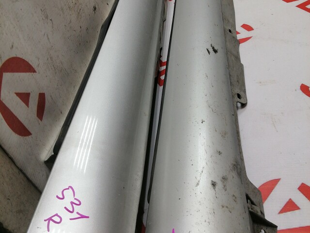 Накладка порога TOYOTA Avensis 