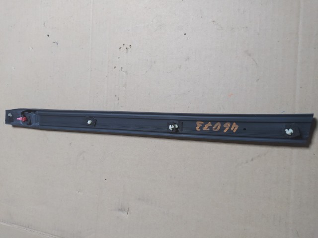 Уплотнитель TOYOTA Avensis 