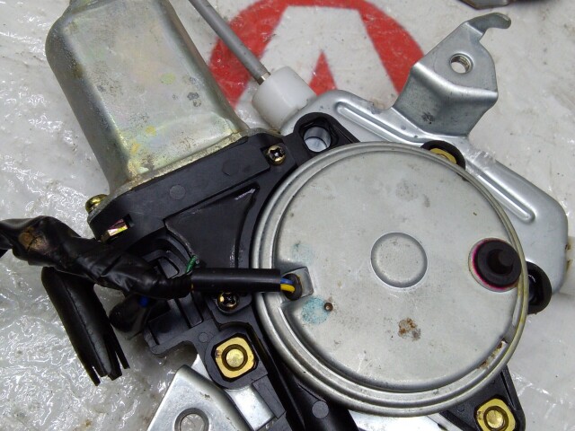 Стеклоподъемник NISSAN X-Trail 