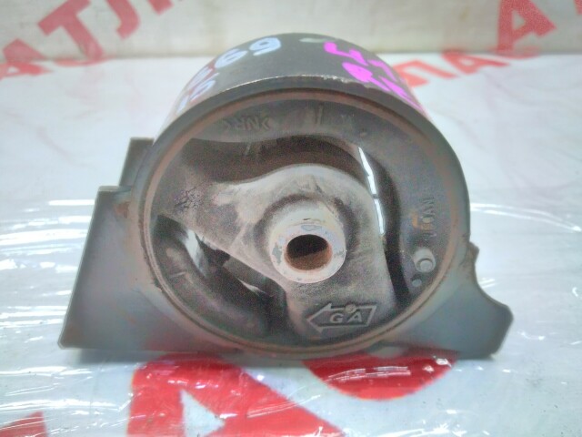 Подушка ДВС NISSAN Sunny 