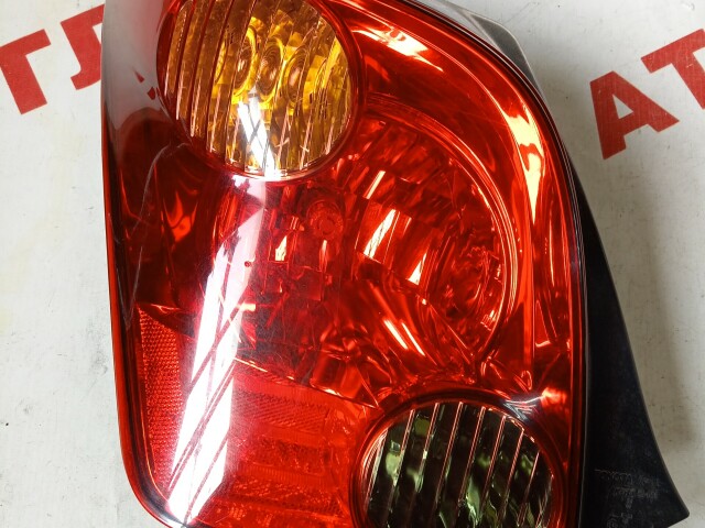 Стоп TOYOTA Ist 