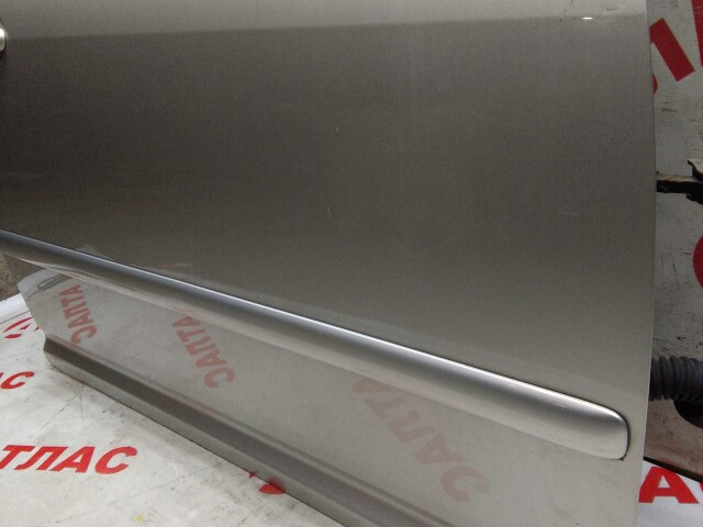 Дверь TOYOTA Avensis 