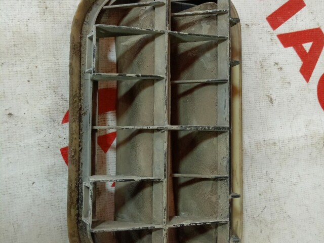 Клапан вентиляции крыла FORD Focus II 