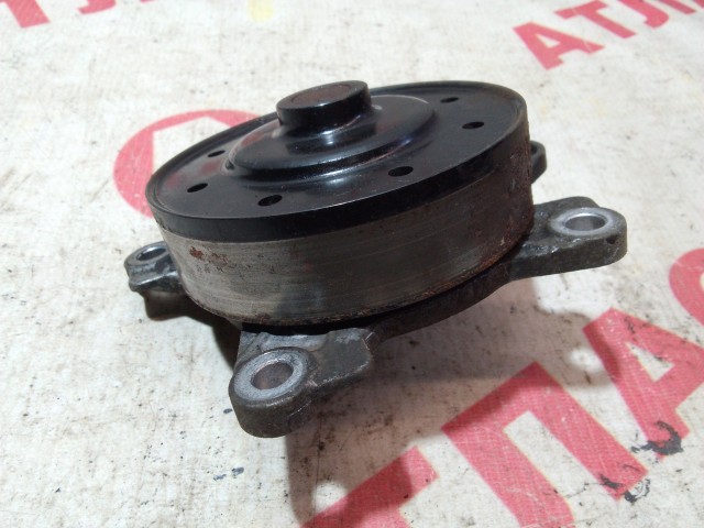 Помпа TOYOTA RAV4 3ZR-FE