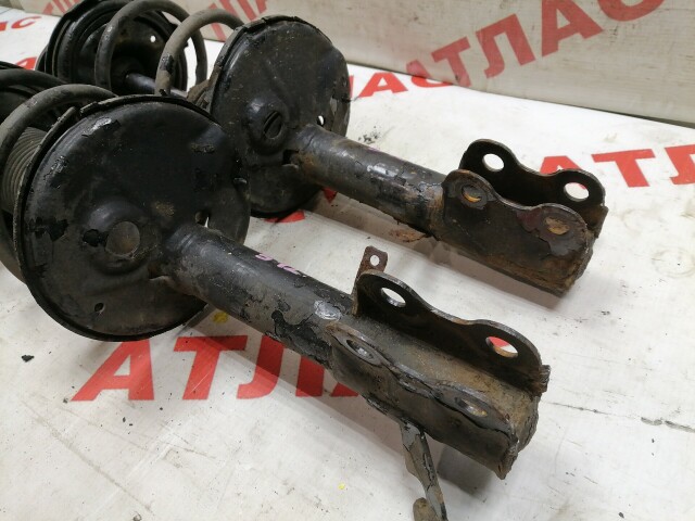 Стойка TOYOTA Corolla 