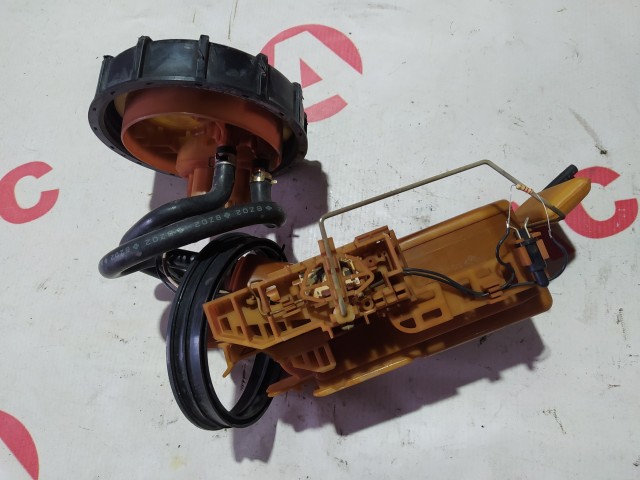 Бензонасос NISSAN Primera 