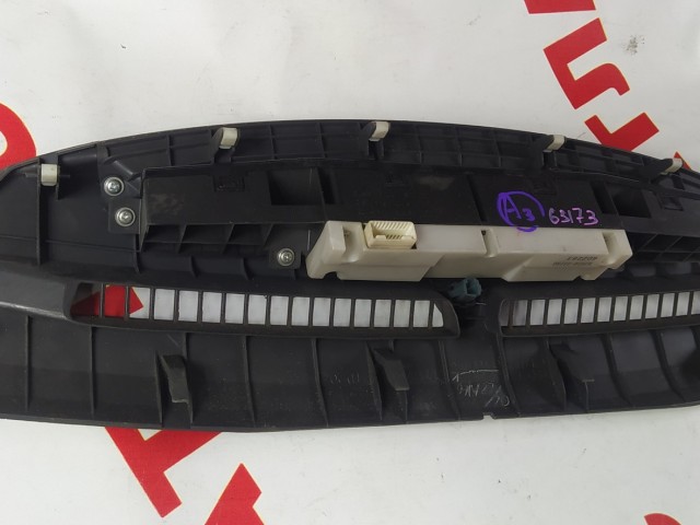 Накладка TOYOTA Camry 