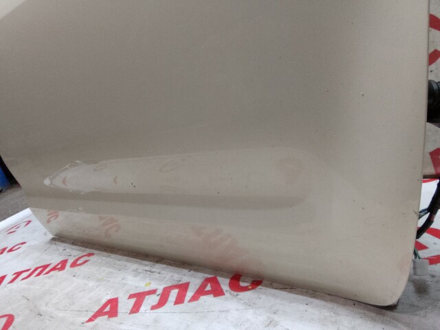 Дверь TOYOTA Ist 