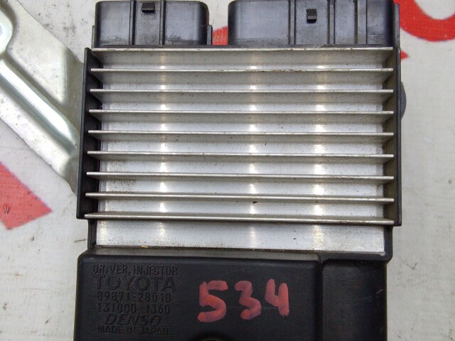 Блок управления форсунками TOYOTA Avensis 2AZ-FSE