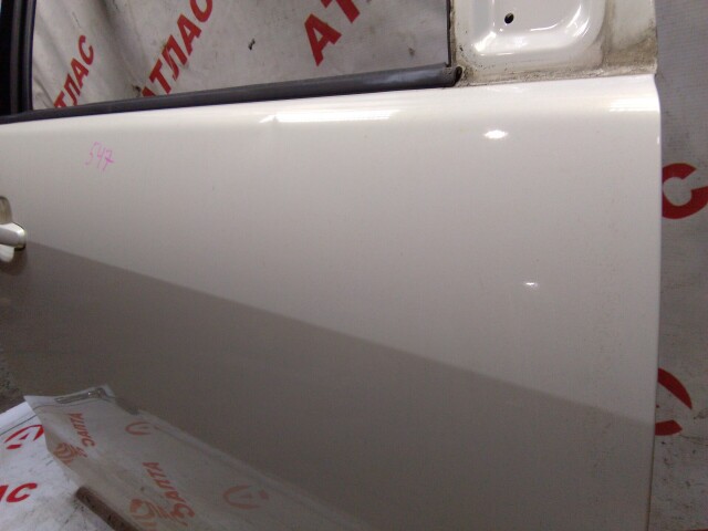 Дверь TOYOTA Ist 