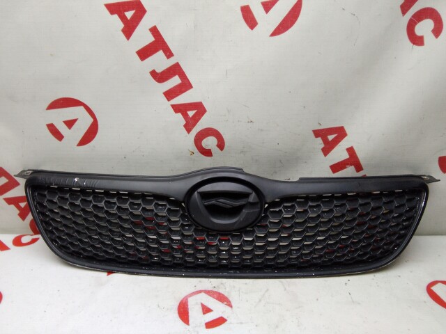 Решетка радиатора TOYOTA Corolla 