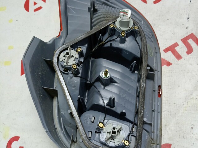 Стоп TOYOTA Vitz 