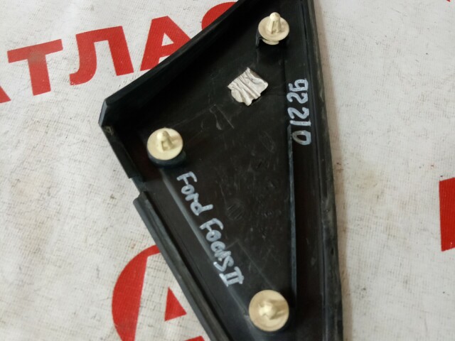 Уголок двери FORD Focus II 
