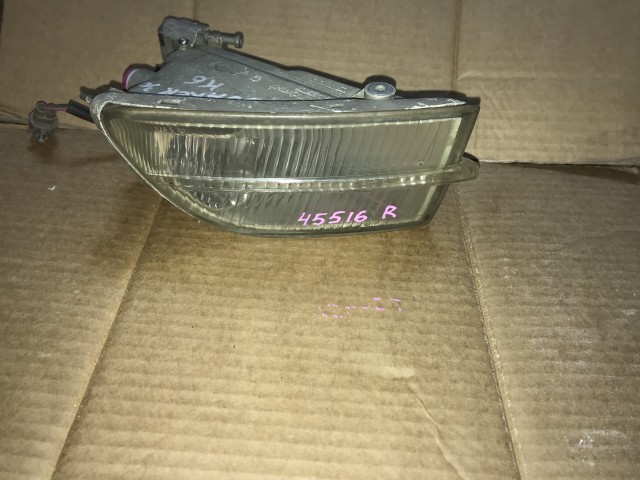 Туманка TOYOTA Soarer 