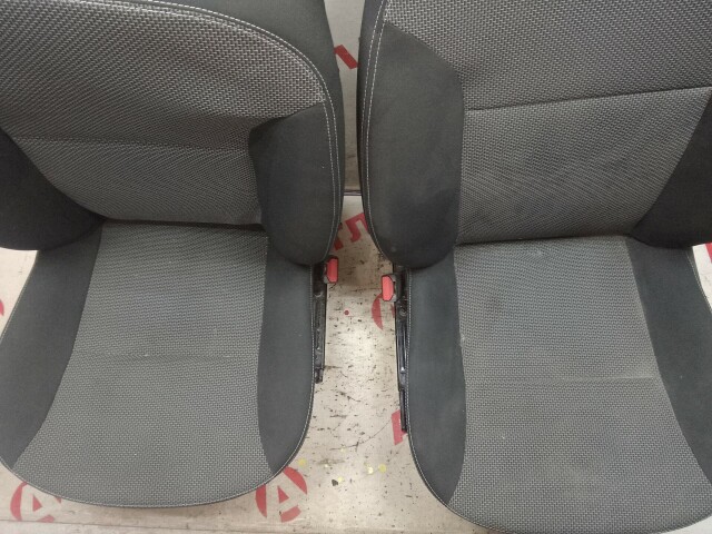 Сиденье RENAULT Duster 