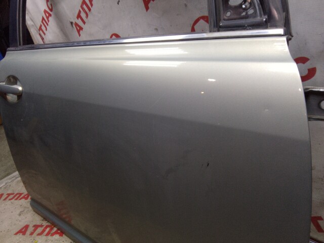 Дверь TOYOTA Avensis 