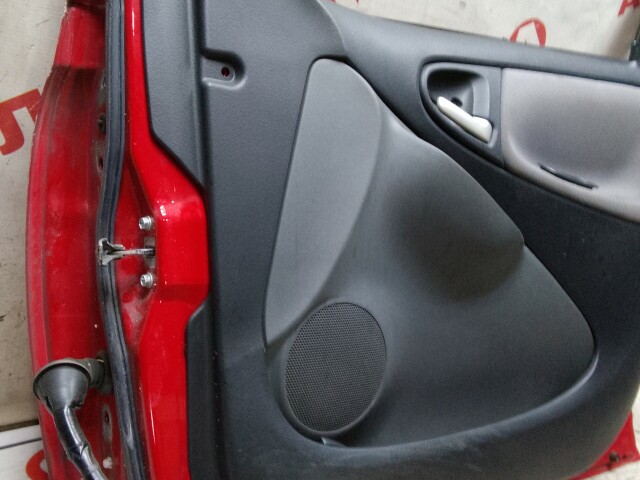 Дверь TOYOTA Platz 