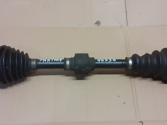 Привод короткий HONDA Partner L15A